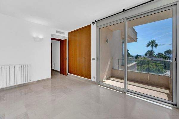 1854567e-7f34-49ad-97b6-cadb578ff91c