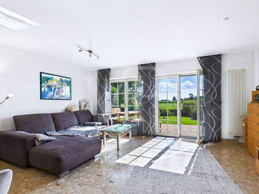 Wohnzimmer & Terrasse 