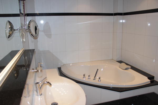 Teilblick Badezimmer