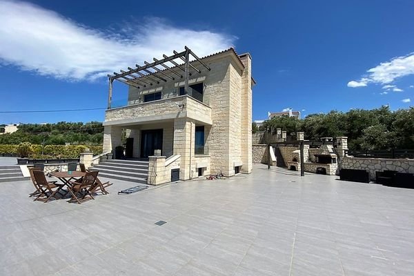 Greece-Crete-Stone-House-Villa-Foe-Sale-For-Sale00