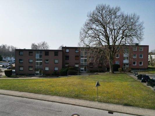 Aussenansicht Eingänge