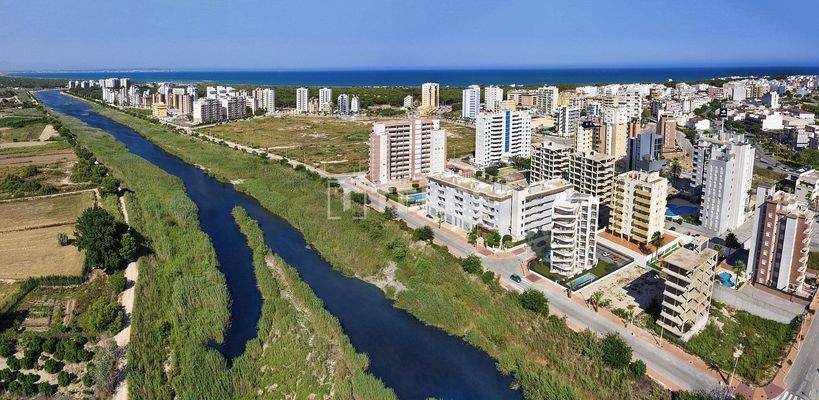 Modern Apartments with River Views in Guardamar del Segura