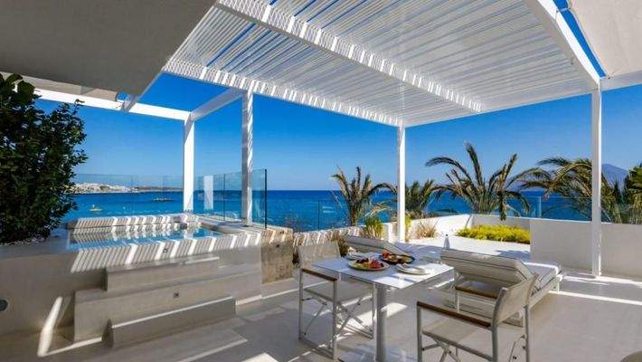 Kreta, Agios Nikolaos: Deluxe 5* Hotel mit Privatstrand zu verkaufen