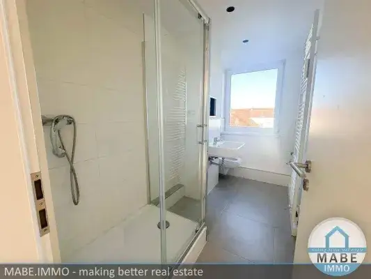 Beispielbad mit Dusche