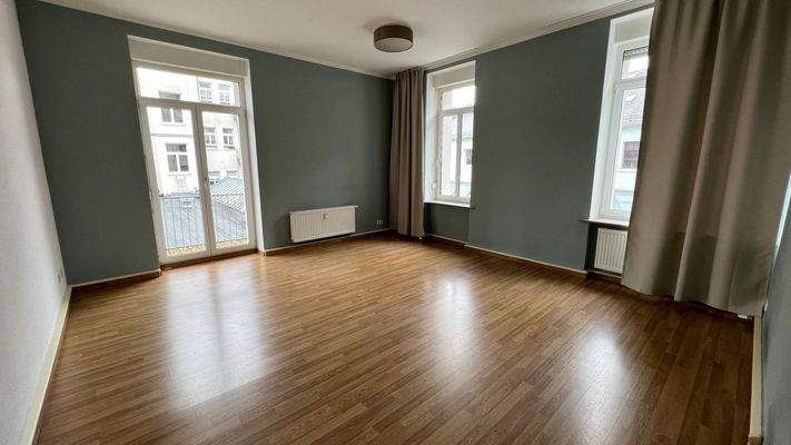 Büro 6 mit Balkon