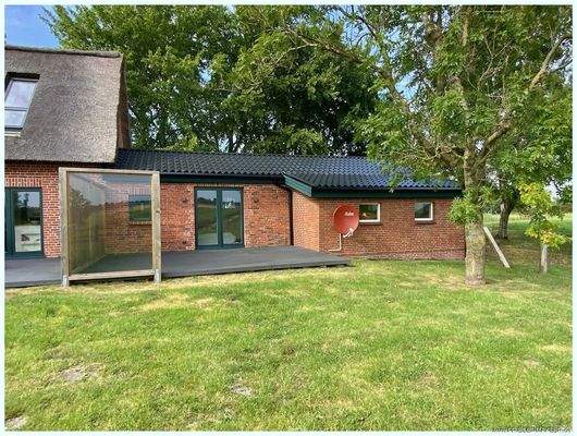 Gästetrakt mit separater Terrasse