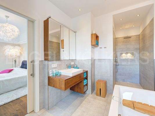 Masterbad -mit Schiebetüre