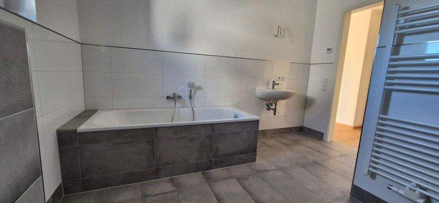 Beispiel: Badausstattung etc. identisch