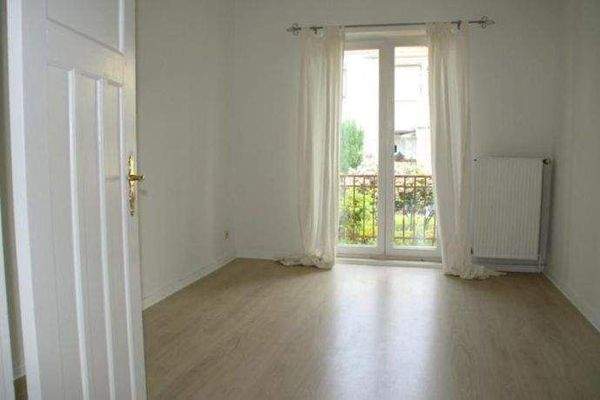 Helle Räume mit Laminat