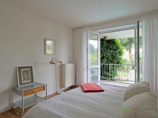 Balkonausgang am Schlafzimmer