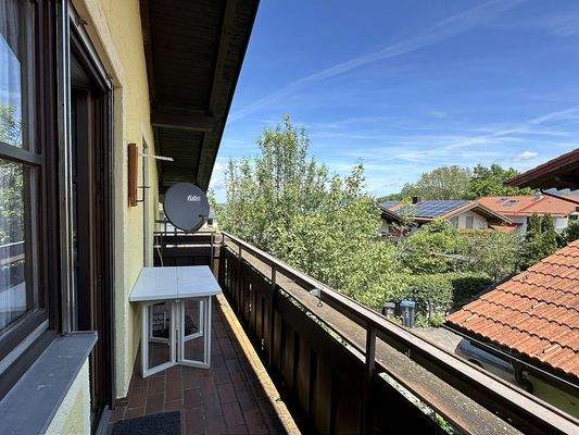 Blick vom Balkon in Richtung Osten (Morgensonne)