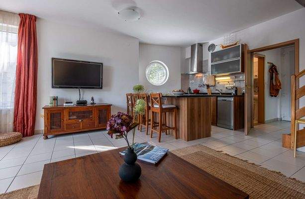 6 H2MI6230-HDR_resize.jpg