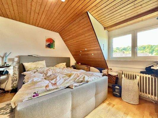 Dachgaube im Schlafzimmer DG