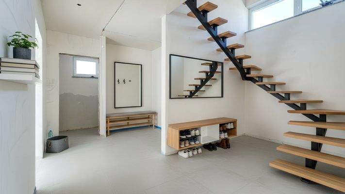 Beispielbild Vorraum / Stiegenhaus