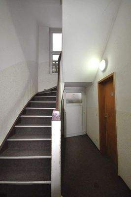 22 Treppenhaus.JPG