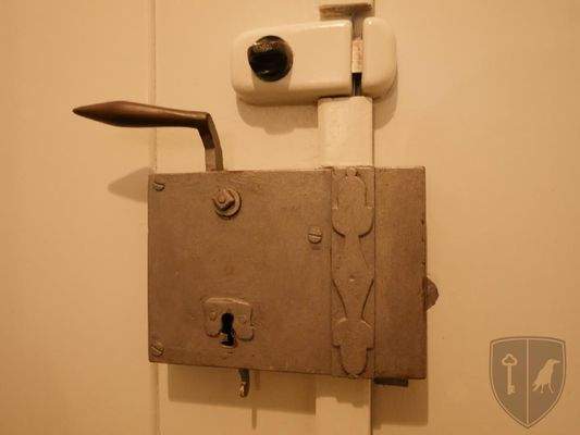  Historisches KASTENSCHLOSS an der HAUSTÜR