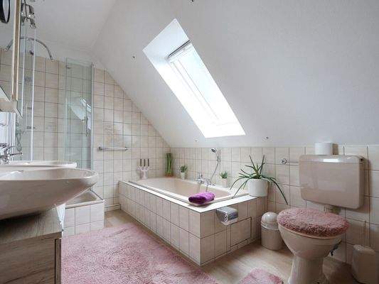 Badezimmer OG