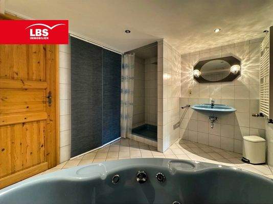 Badezimmer im Keller