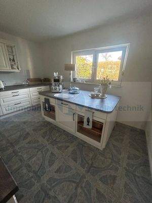 Küche mit Kücheninsel