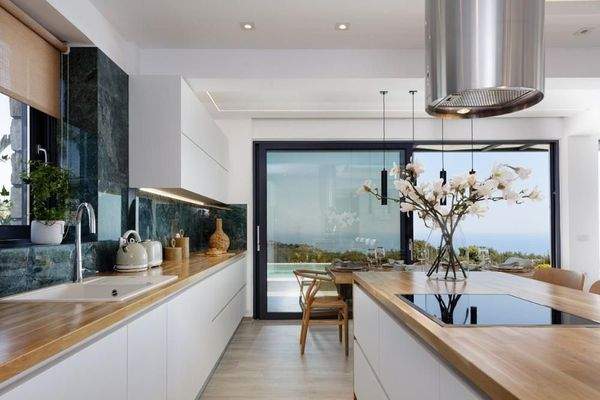 Kreta, Kefalas: Erstaunliche Steinvilla mit Meerblick und Pool zu verkaufen