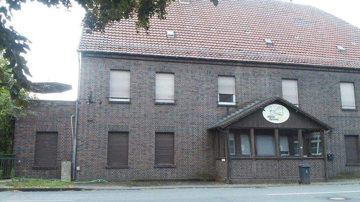 Ehemailiger Gasthof - Ansicht straßenseitig