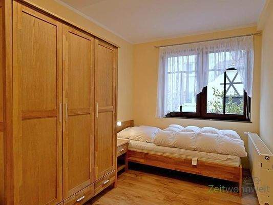 linkes Zimmer, vorderes Bett