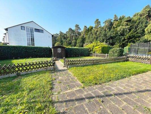 eigener großer Garten