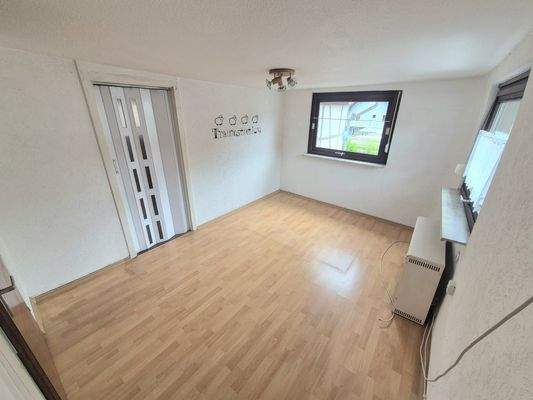 SchlafzimmerWohnung 1 2.jpeg