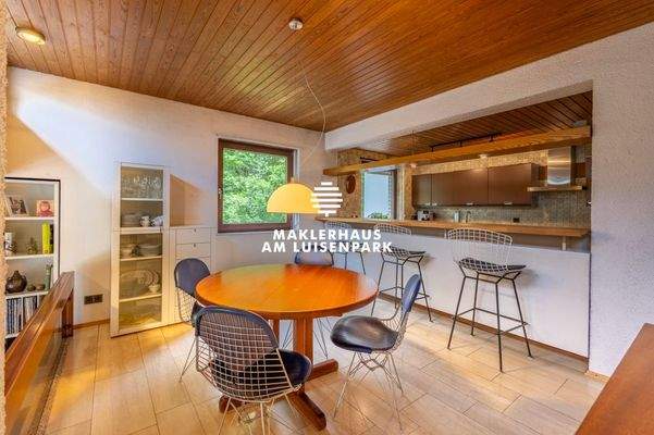 EG Essbereich und offene Küche