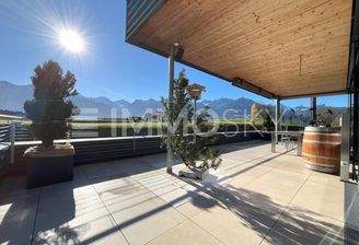 Sonnige Terrasse mit herrlicher Aussicht 