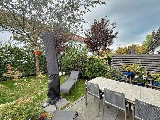 Gartenansicht Sommer