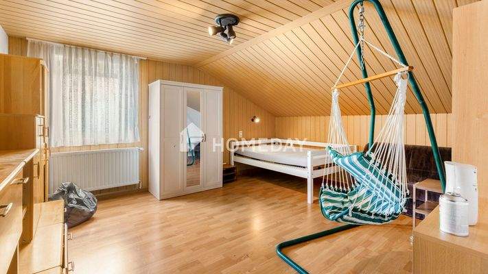 1. OG Schlafzimmer 1