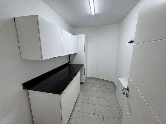 Abstellraum mit extra Küche