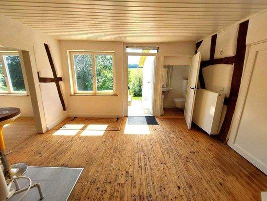 Wohnküche mit Garten