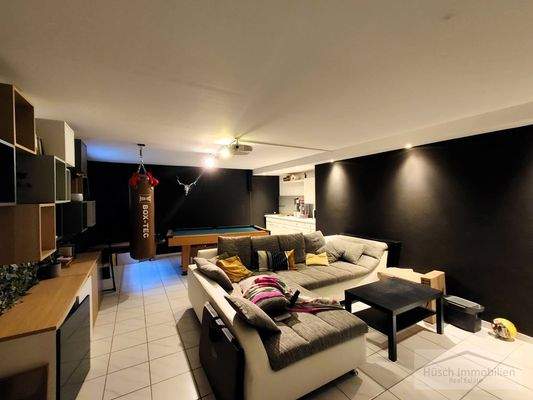 Hobby/Kino mit Küche