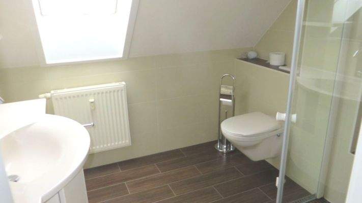 Badezimmer mit WC Ebene 2