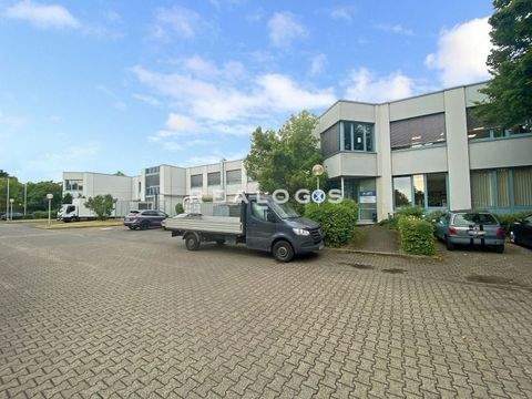 Neuss Halle, Neuss Hallenfläche