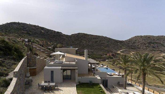 Kreta, Mochlos: Traumhafte Luxusvilla in einer ruhigen Bucht zum Verkauf