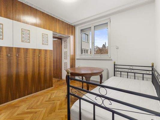 Schöne 3 Zi Stadtwohnung 80m² mit Loggia plus Abstellplatz und Tiefgarage - Khevenhüllerstraße