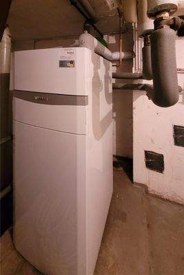 Brennwerttherme Heizungskeller