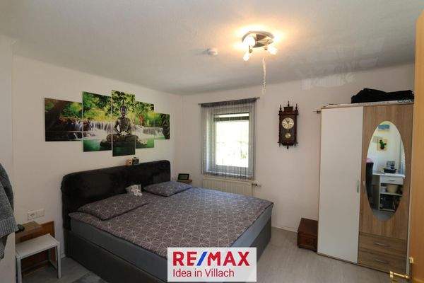 Schlafzimmer Wohnung 2 OG