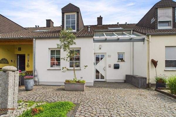 Schlossstraße 22 – 54293 Trier-Quint