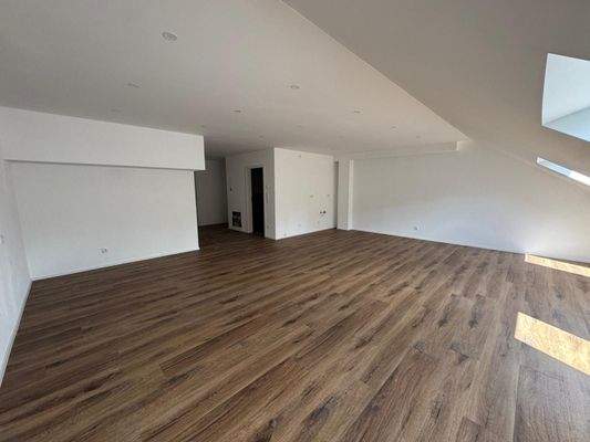 WhatsApp Image 2025-09-12 at 12.44.10 (1).jpeg