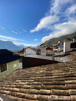 Tramin-Herrenhaus-Termeno-Alto-Adige-Südtirol-Altbau-hohe-Decken-Solai-alti-lusso-esclusivo-exklusiv