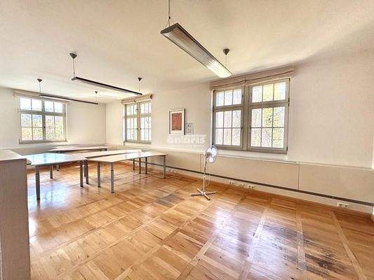 Büro/ Konferrenzraum