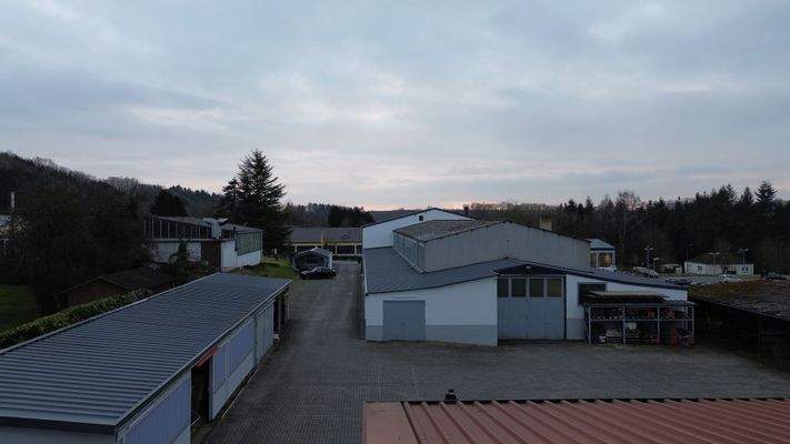 Hinterer Hof Zugang Halle