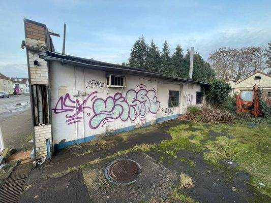 ehem. Imbiss, Lageranbauten