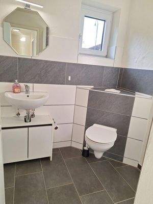 Modernes/gepflegtes Bad