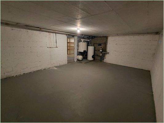 Riesige Kellerräume