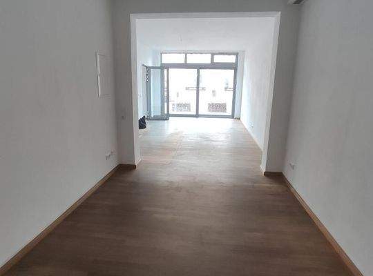 Warten / Empfang + Bar Bild 5